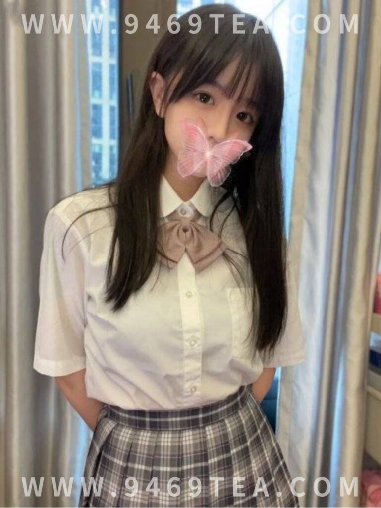 中壢約妹推薦-瀟瀟 162.47.C 價格$8000 可愛學生美眉，單純好相處